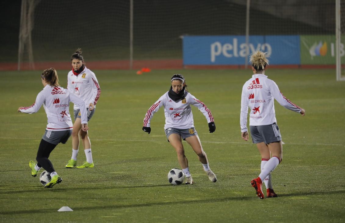 Selección femenina maternidad