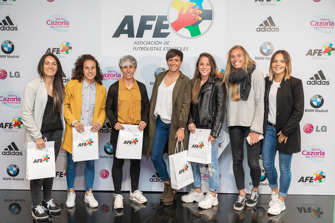 Huelga fútbol convenio femenino