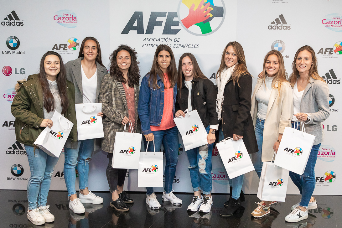 Huelga fútbol convenio femenino