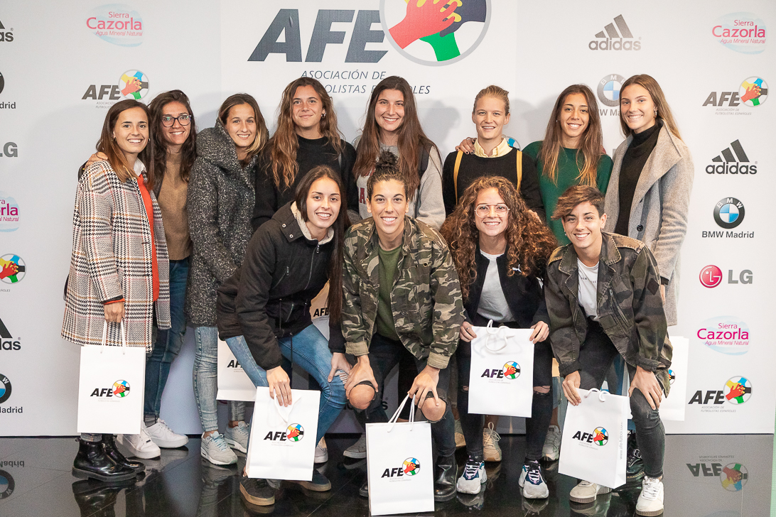 Huelga fútbol convenio femenino