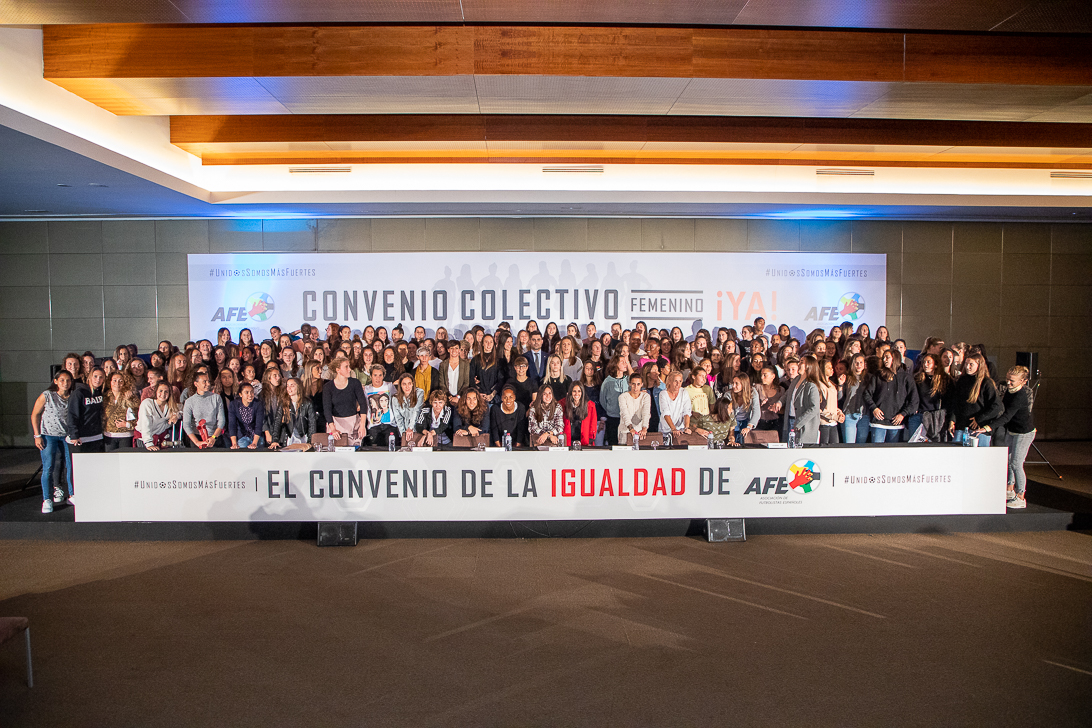 Huelga fútbol convenio femenino