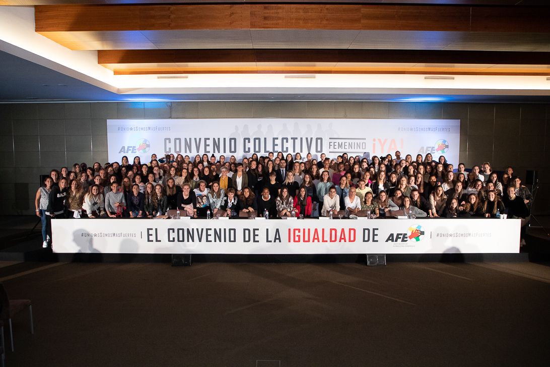 Huelga fútbol convenio femenino
