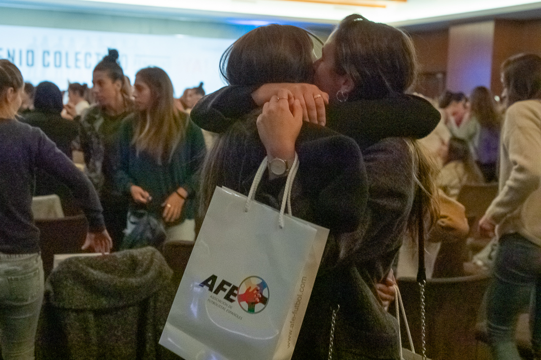 Huelga fútbol convenio femenino