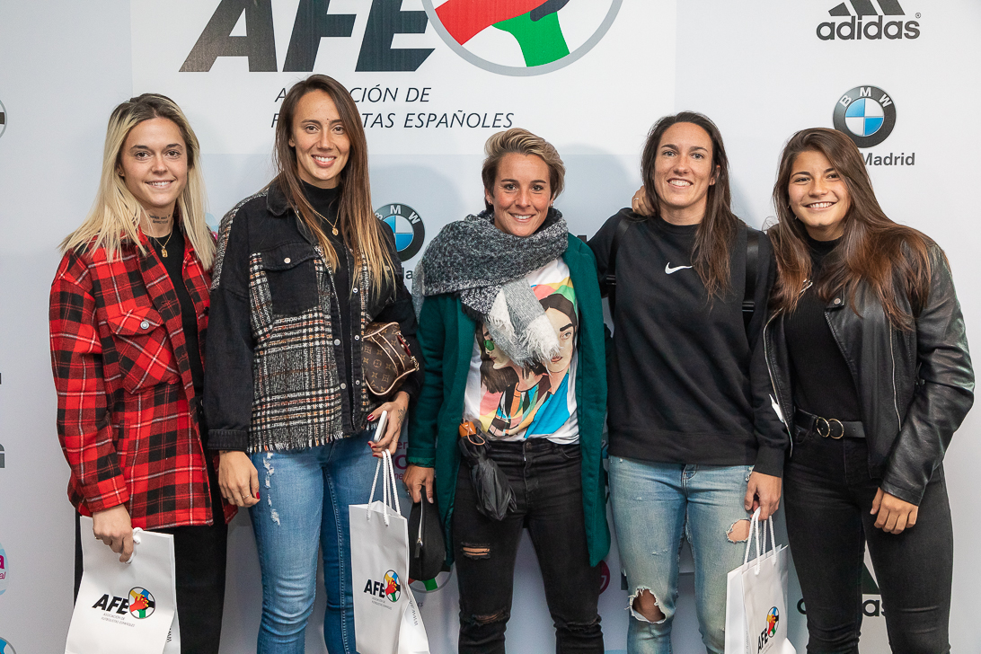 Huelga fútbol convenio femenino