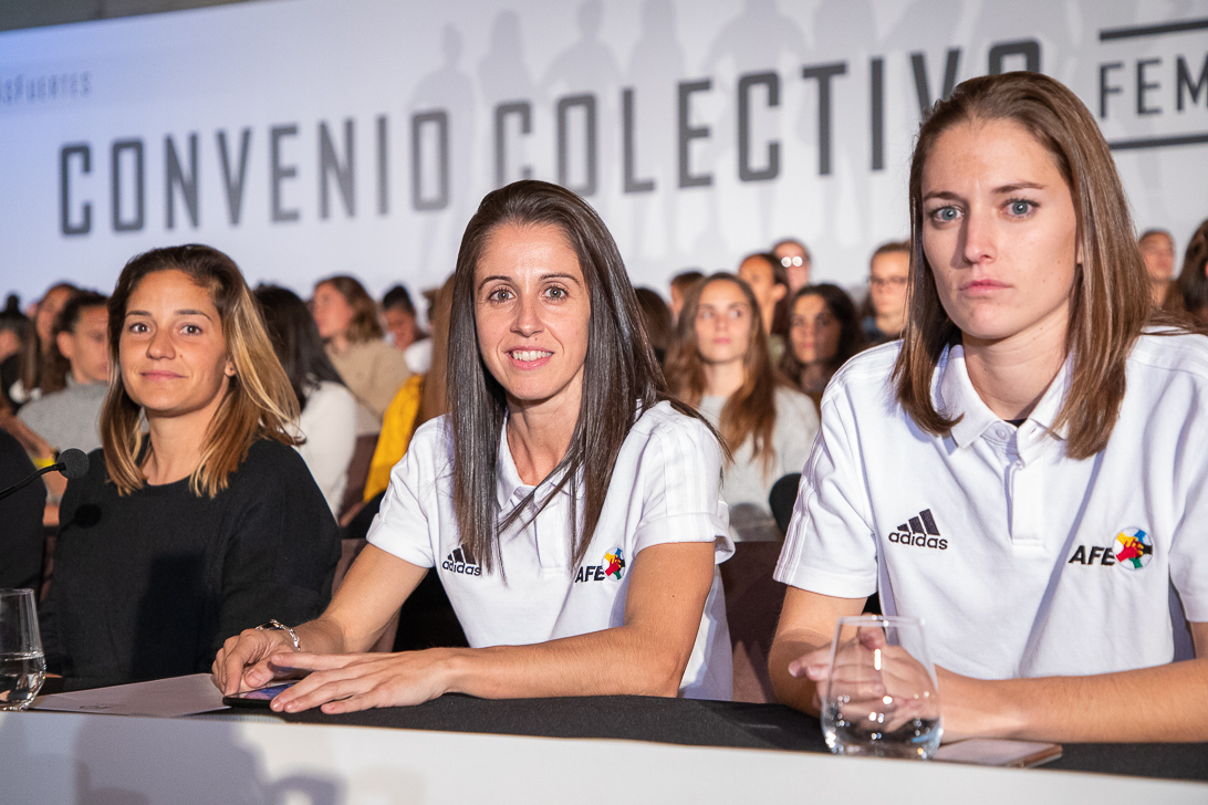 Huelga fútbol convenio femenino