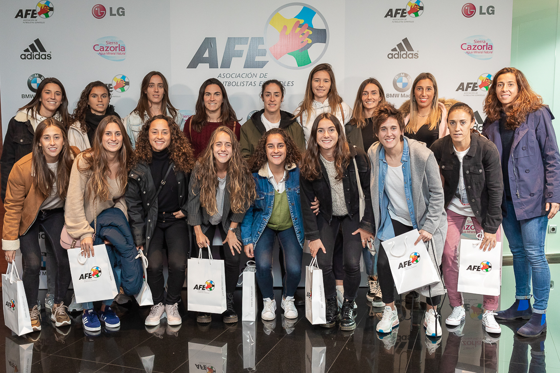 Huelga fútbol convenio femenino