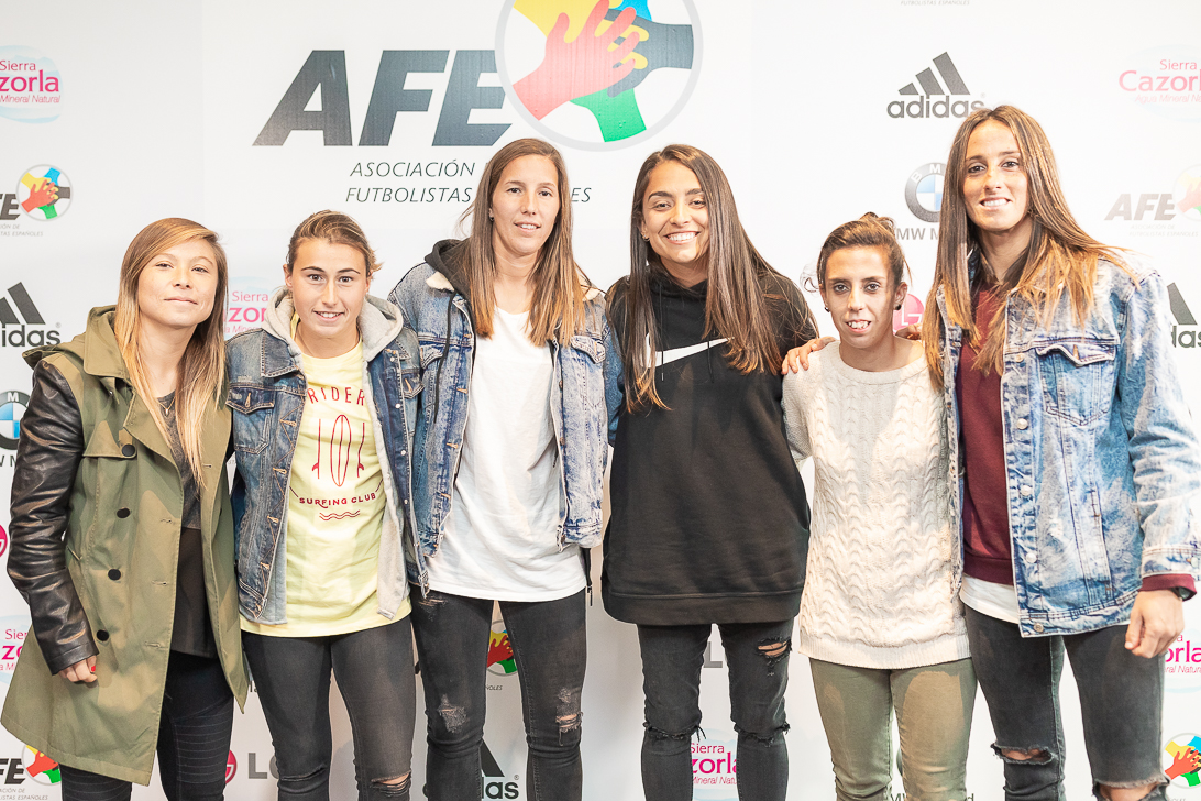 Huelga fútbol convenio femenino