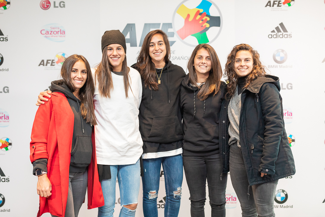 Huelga fútbol convenio femenino