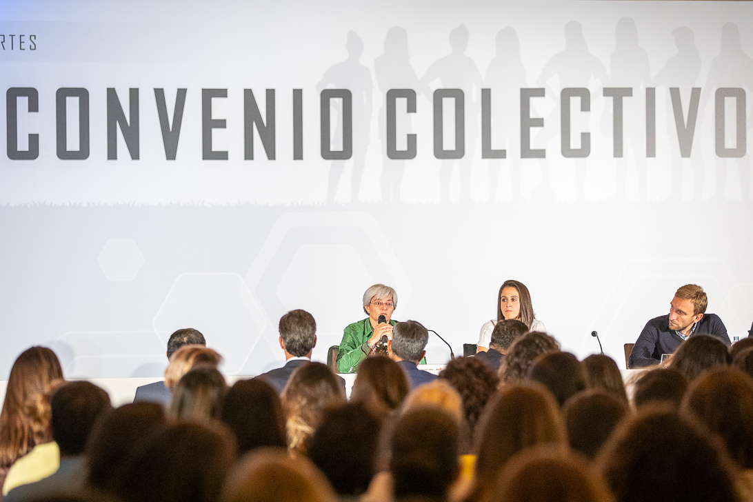 Huelga fútbol convenio femenino