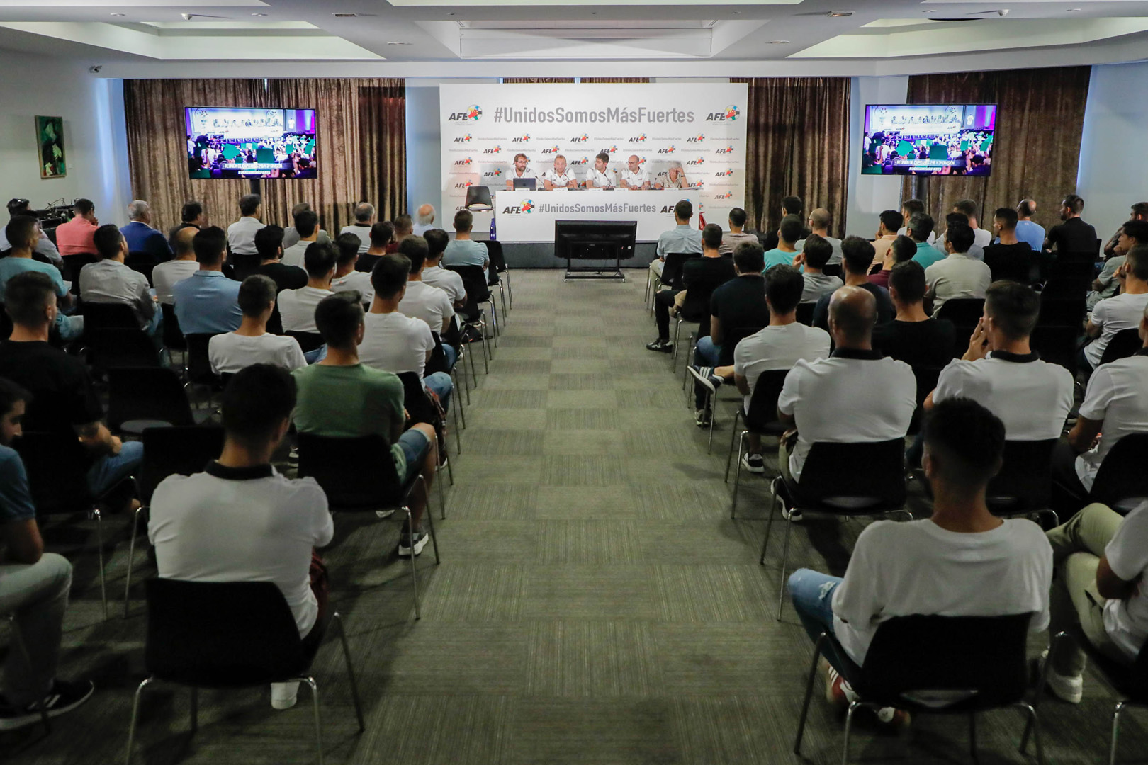 Reunión futbolistas segunda y tercera