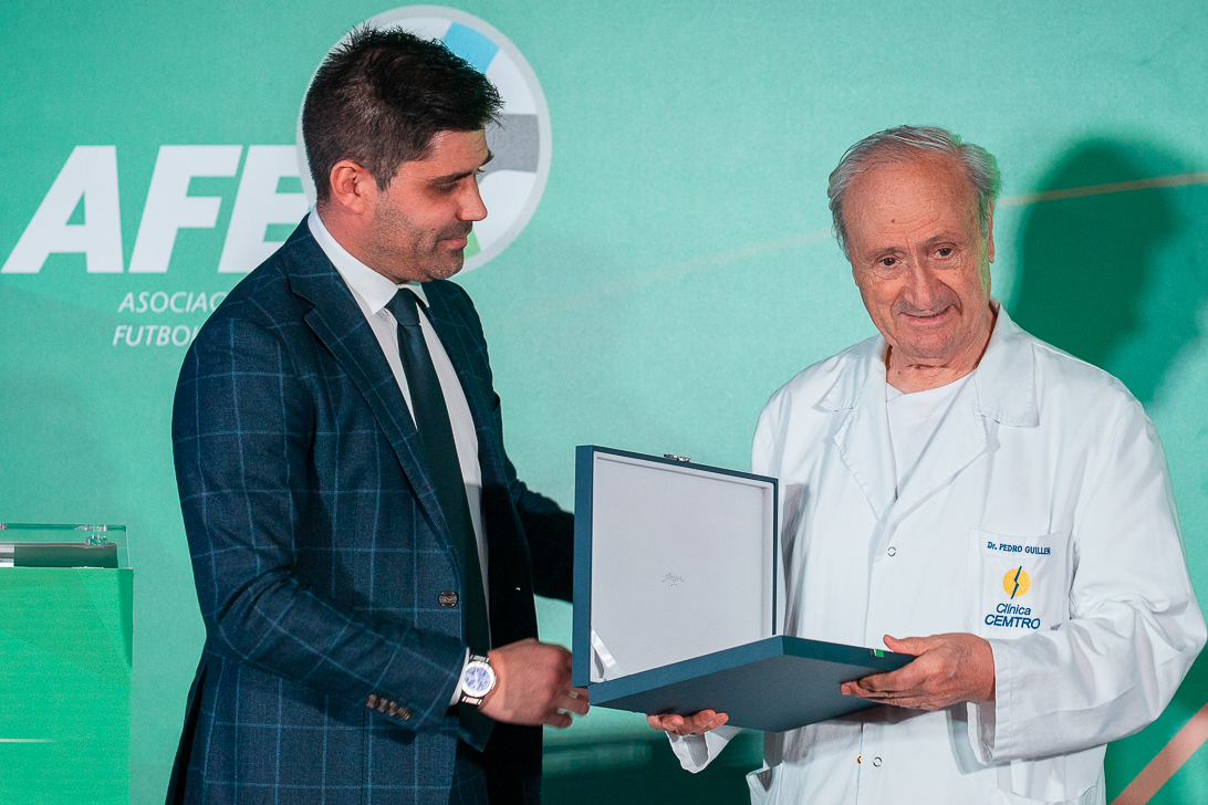 Encuentros AFE - Maternidad y paternidad