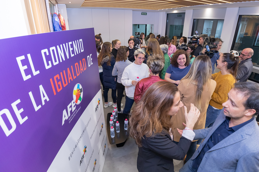 Rueda de prensa convenio colectivo femenino