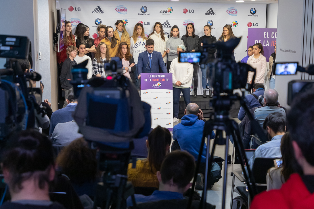 Rueda de prensa convenio colectivo femenino