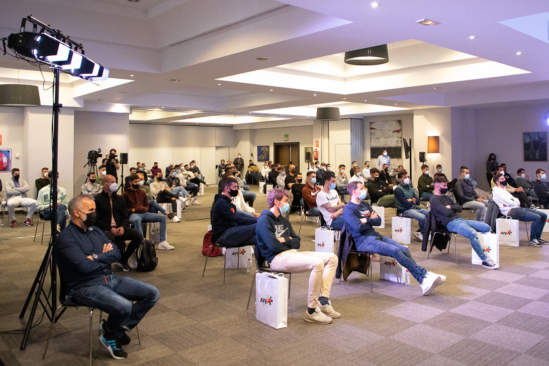 Reunión Capitanes 2021 1ª RFEF