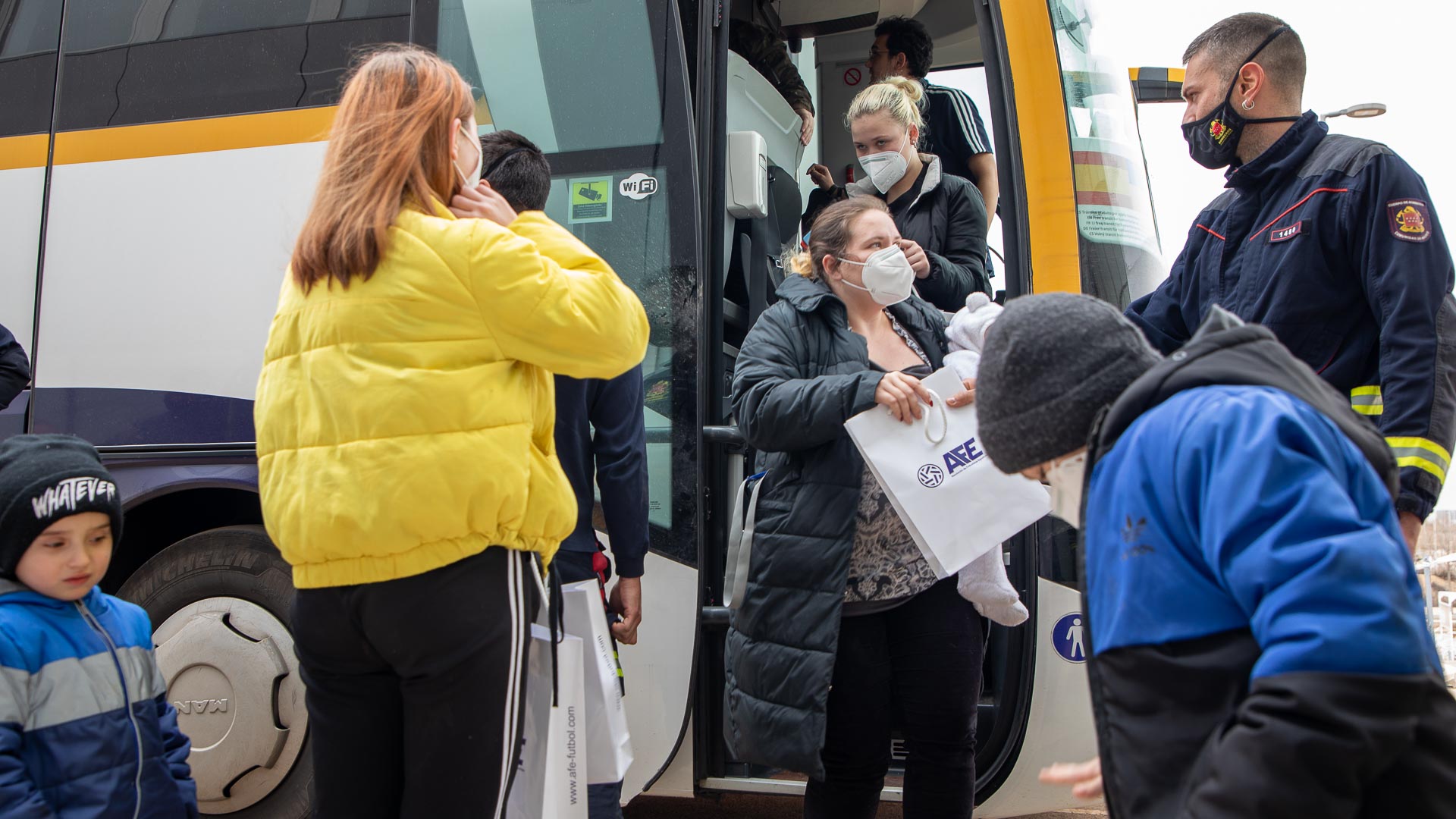 convoy humanitario fundación AFE