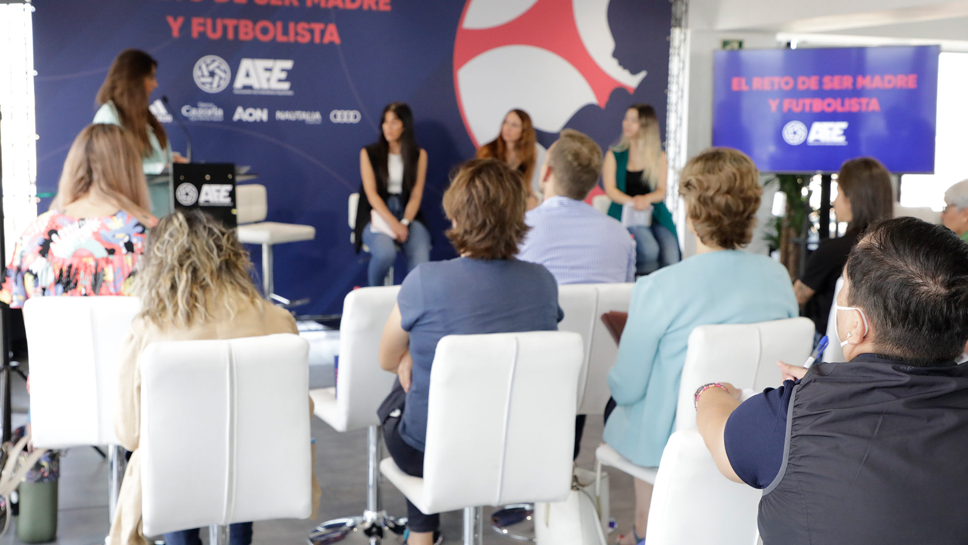 El reto de ser madre y futbolista - Jornada maternidad