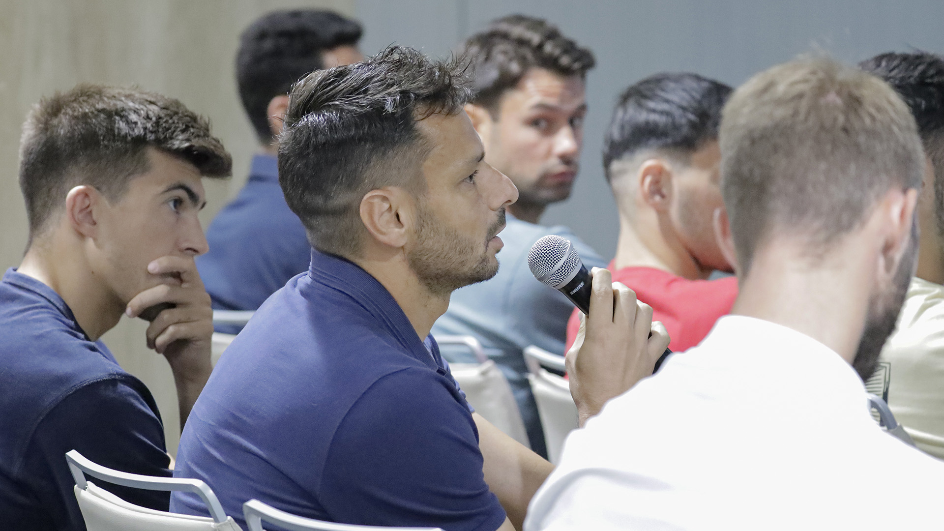 Reunión futbolistas Primera RFEF