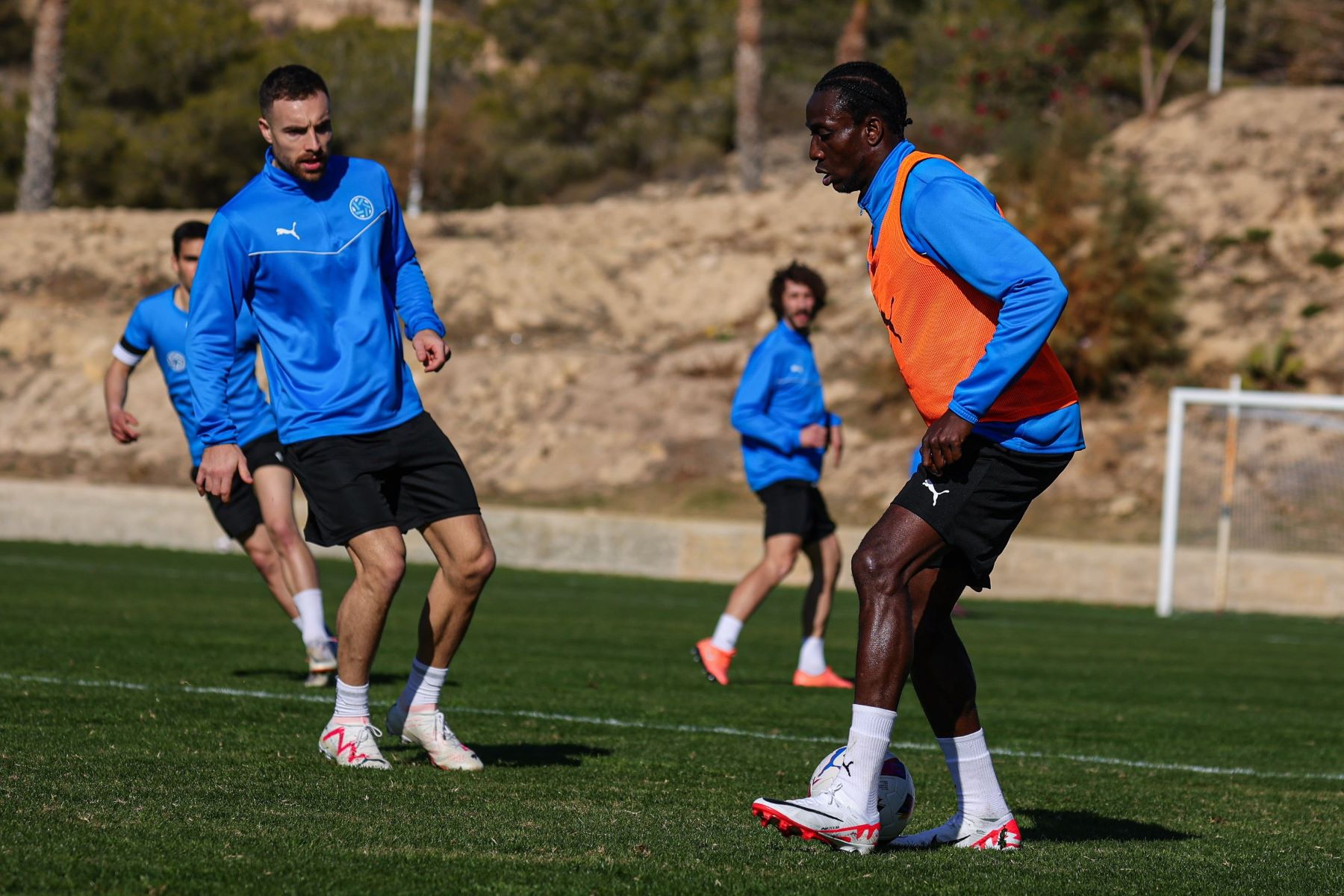 Uzo Adighibe - Sesiones AFE 33